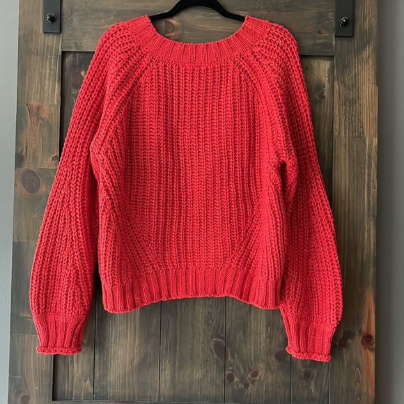 Oversized Red Thick Cozy V-Neck Sweater - Picture 10 of 10